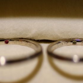 【CRAFY(クラフィ)の口コミ】 デザインにヘアーラインを選択したことで、さりげない存在感がありリング…