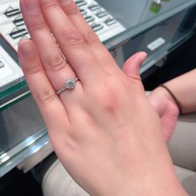 【ラザール ダイヤモンド(LAZARE DIAMOND)の口コミ】 結婚指輪を購入しようと見に行ったのですが、憧れていたセントパトリック2…