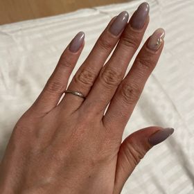 【Love Bond(ラブボンド)の口コミ】 たくさんの種類がありましたが、店員さんが色々つけさせてくださり、シン…