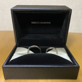 【エクセルコダイヤモンド(EXELCO DIAMOND)の口コミ】 指輪のデザインはS型のツヤ消しというこだわりがあったので、候補を出して…