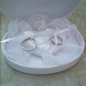 【MUSUBI(むすび)の口コミ】 ペアリングを探していて、デパートや大手のウェディングショップなども見…