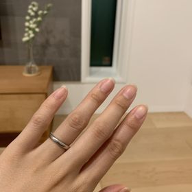 【ティファニー(Tiffany & Co.)の口コミ】 お値段は少ししましたが、
見た目のシンプルさ！
存在感！
バチっと決まり…