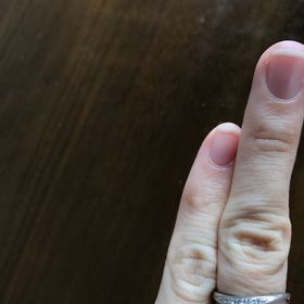 【ラザール ダイヤモンド(LAZARE DIAMOND)の口コミ】 旦那さんも私もなるべくシンプルなものがよくて、普段から指輪をつける習…