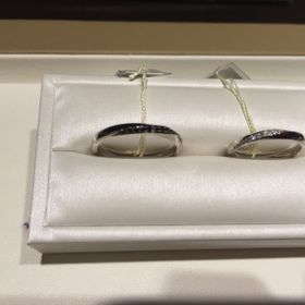 【Ponte Vecchio(ポンテヴェキオ)の口コミ】 ストレートでダイヤモンド入りを探してこちらを試着しました。男性のもの…