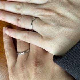 【COLANY(コラニー)の口コミ】 指輪のデザインと着け心地がとてもよかったです。５０年保証があるのも安…