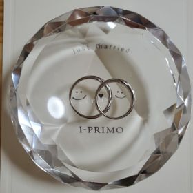 【アイプリモ(I-PRIMO)の口コミ】 シンプルで、新郎新婦ともにまったく同じデザインのものを探していました…