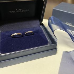 【銀座ダイヤモンドシライシの口コミ】 エバーアフターという指輪を購入しました。二人が手を取り合っている姿を…