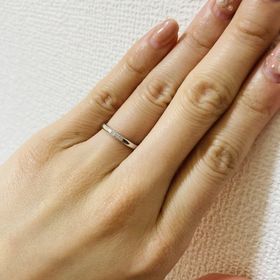 【TASAKI(タサキ)の口コミ】 華奢でありながら上品なデザインが決め手でした。女性用は仕事でもつけら…