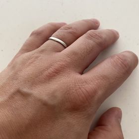 【エクセルコダイヤモンド(EXELCO DIAMOND)の口コミ】 男女ペアになっているもので、お互いが納得できるデザインのものを探しま…