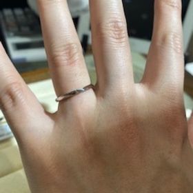 【TRECENTI(トレセンテ)の口コミ】 婚約指輪はダイヤ付きの豪華な指輪をもらったので、結婚指輪はシンプルな…