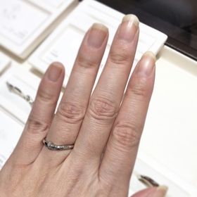 【俄(にわか)の口コミ】 結YUI という名前の指輪です。その名の通り、リングに結びついたダイヤが…