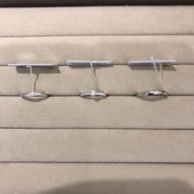 【TRECENTI(トレセンテ)の口コミ】 一生の宝物として、長く使えるであろうものを選びました。
似たようなデザ…