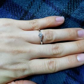 【俄(にわか)の口コミ】 何度も贈るものでは無いので国産メーカー海外メーカー色々と検討いたしま…