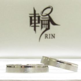 【輪-RIN-の口コミ】 シンプルながらもツヤがあり重みも程よくあります。その点が気に入りまし…