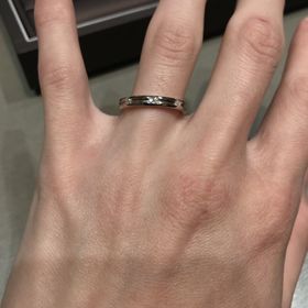 【アイプリモ(I-PRIMO)の口コミ】 指輪のデザインが気に入りました。
なによりも、ダイヤが付いているのが欲…