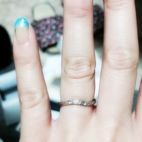 【ROYAL ASSCHER(ロイヤル・アッシャー)の口コミ】 いろんな指輪を見てあるいて、たどり着いたのがここでした。
これから先長…