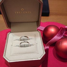 【TRECENTI(トレセンテ)の口コミ】 ダイヤモンドの入り方や彫りの感じ、プラチナと金属の配合など、指輪のデ…