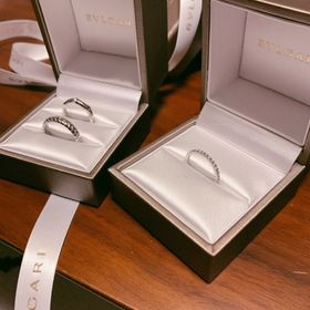 【ブルガリ(BVLGARI)の口コミ】 彼とは好みが全く違ったので
ブランドだけ決めてあとはお互いが好きなデザ…