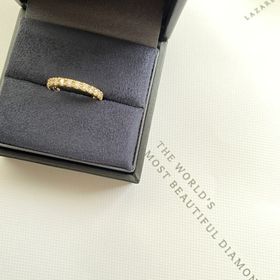 【ラザール ダイヤモンド(LAZARE DIAMOND)の口コミ】 予算的にマチネのフルで検討していましたが、アルバのフルの輝きに魅了さ…