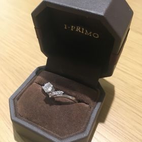 【アイプリモ(I-PRIMO)の口コミ】 4つあるメレダイヤを部分的にピンクダイヤに変えることができ、オリジナリ…