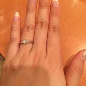 【ラザール ダイヤモンド(LAZARE DIAMOND)の口コミ】 最初は、エタニティリングのような、ダイヤが多いものを選んでいたのです…