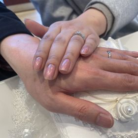 【COLANY(コラニー)の口コミ】 セットでの重ね付けでも一つでも
貧弱にならずに品のあるデザインが決め手…