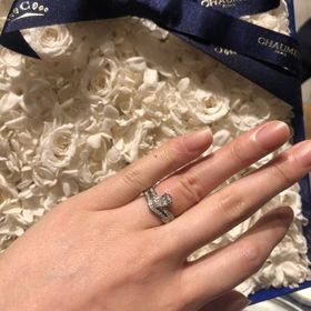 【ショーメ(CHAUMET)の口コミ】 ティアラのような指輪が多くなかなか見ないデザインが多く置いてます。昔…