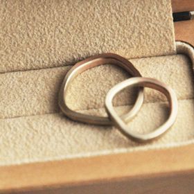 【uchimari(ウチマリ)の口コミ】 「指輪を手作りできること」「似顔絵刻印が入れられること」この２つを譲…