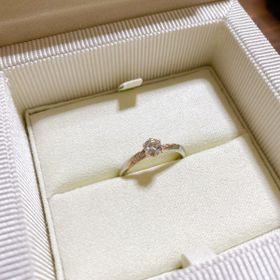 【AMOUR AMULET(アムール・アミュレット)の口コミ】 試着した際に、今まで試着してきたものよりもフィットする感じがしました…