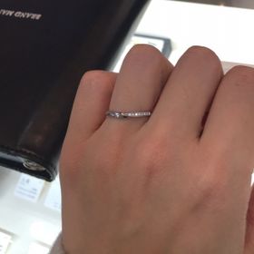 【俄(にわか)の口コミ】 たくさん試着したので次第に何が何か分からなくなってしまいましたが、せ…