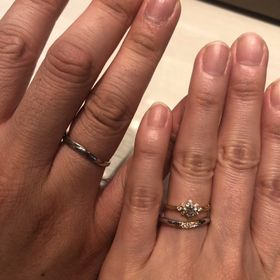 【BRIDGE(ブリッジ)の口コミ】 シルバーのリングにワンポイントで入っているゴールドがとても可愛かった…