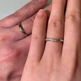 【ラザール ダイヤモンド(LAZARE DIAMOND)の口コミ】 柔らかいウェーブのデザインが周囲の人と被らなさそうだったのと、他店の…