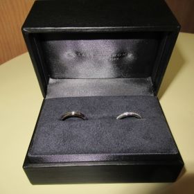 【ラザール ダイヤモンド(LAZARE DIAMOND)の口コミ】 ダイヤを使ったデザインがよく他のブランドよりお手頃だったのとデザイン…