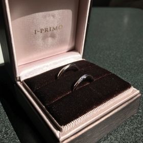 【アイプリモ(I-PRIMO)の口コミ】 細すぎず、太すぎないデザインを探していて、指にはめたらぴったりだった…