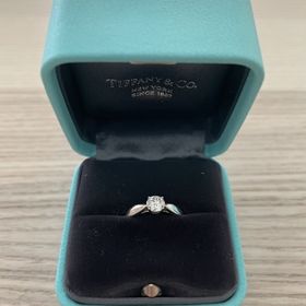 【ティファニー(Tiffany & Co.)の口コミ】 旦那からのサプライズだったのですが、店員さんとお話していて結婚指輪と…