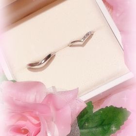 【I's stone(アイズストーン)の口コミ】 こちらのお店が気になったきっかけはハートの形をした指輪がある事とピン…