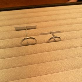 【TRECENTI(トレセンテ)の口コミ】 つけ心地が非常によいです。
デザインもよく、男性の方はマット加工できま…