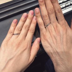 【ラザール ダイヤモンド(LAZARE DIAMOND)の口コミ】 職業柄派手すぎるものは付けていられないけどシンプルすぎるのも寂しいな&…