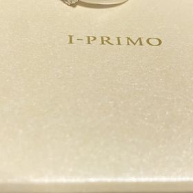 【アイプリモ(I-PRIMO)の口コミ】 デザインが可愛くて彼女が大満足だったため。
ダイヤモンドがキラキラして…