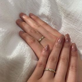 【宝寿堂(ほうじゅどう)の口コミ】 ゴールドのミル打ちがとても上品で一目惚れしました！
彼も同じデザインで…