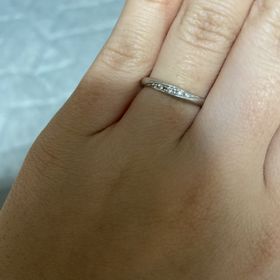 【CAFERING(カフェリング)の口コミ】 価格は比較的安めでした。
シンプルで服装など問わずつけられてとても満足…