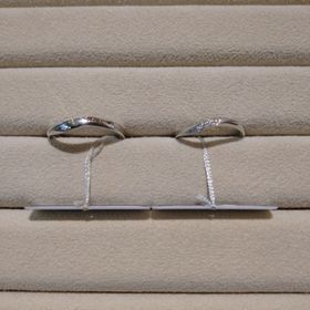 【TRECENTI(トレセンテ)の口コミ】 たくさんのデザインがあって迷いましたが、最終的にウェーブのデザインが…