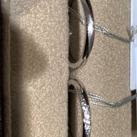 【TRECENTI(トレセンテ)の口コミ】 斜めにダイヤの入ったストレートタイプの指輪を探しており、こちらの指輪…