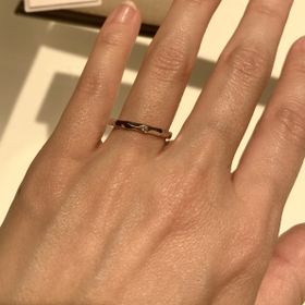 【ringram(リングラム)の口コミ】 細身のストレートの指輪です。イエローゴールドで、ダイヤモンドが一石し…