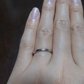 【HOSHI no SUNA 星の砂(ほしのすな)の口コミ】 シンプルな指輪を探していて、最初は石もなにも付いていないのにしようと…