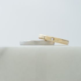 【THREE TREES(スリーツリーズ)の口コミ】 正直、デザインは種類が多すぎてなかなか絞れませんでした。
シンプルで普…