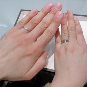 【アイプリモ(I-PRIMO)の口コミ】 　指輪のミル打ちがとてもいいアクセントになっていて、パートナーも自分…