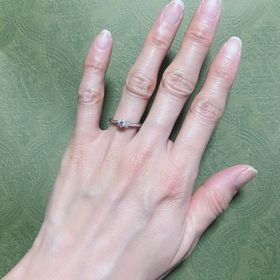 【銀座ダイヤモンドシライシの口コミ】 とにかくダイヤモンドが光るデザインが良かったので、光を最大限に取り込…