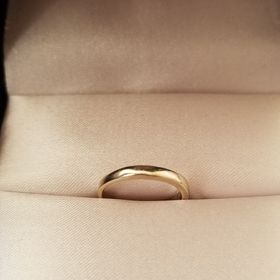 【アッシュペーフランス(H.P.FRANCE)】の口コミ 決め手は、リングの素材が自分の肌の色にしっくりきた事。デザインがシンプ...