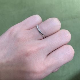 【4℃ BRIDAL(ヨンドシーブライダル)の口コミ】 ディズニーが好きで、元々ディズニーのデザインを探していたのですが、フ…